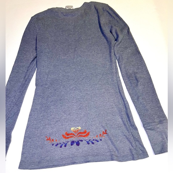 2 Roxy Y2K Thermals - Tan & Grey Long Sleeve Tees w/ Surfer Logo Rare Grail - Picture 5 of 16